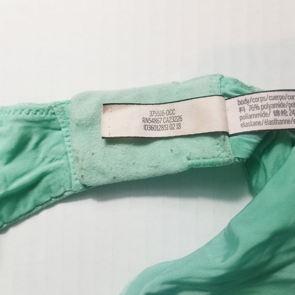 VICTORIAS SECRET WOMEN'S BRA SIZE 38C - Picture 4 of 16